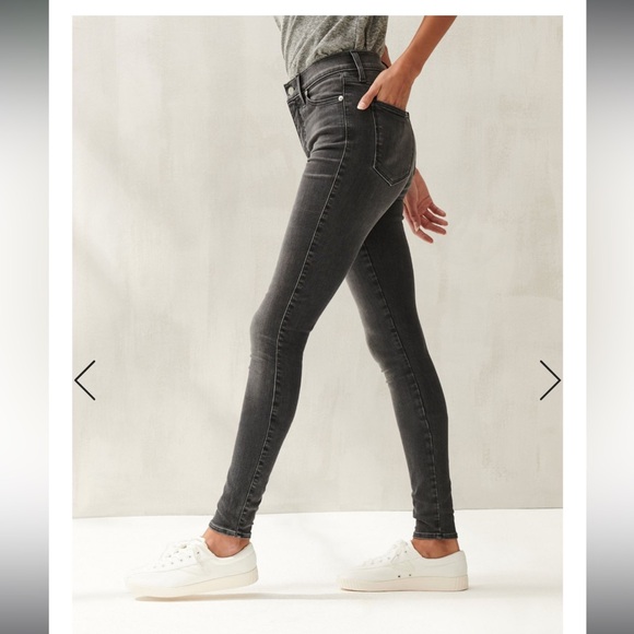 Lucky Brand Uni Fit High Rise Skinny Jean - Picture 2 of 11